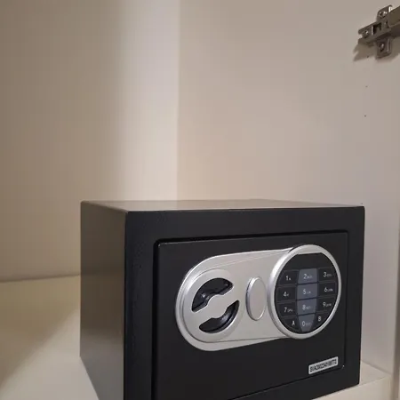 Geneys Apartman *